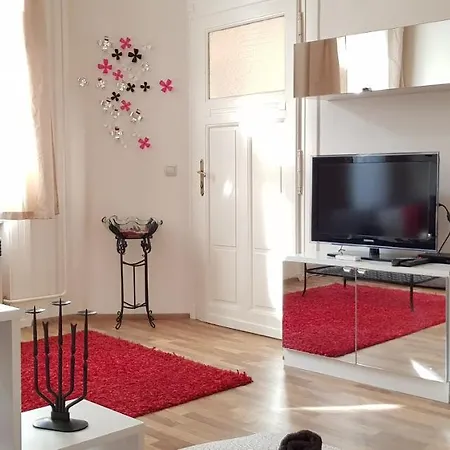 Apartment Center Royalty Budapest